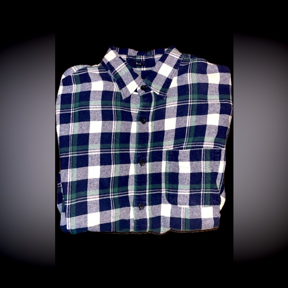 Men’s medium slim fit J Crew Flannel - Picture 2 of 3